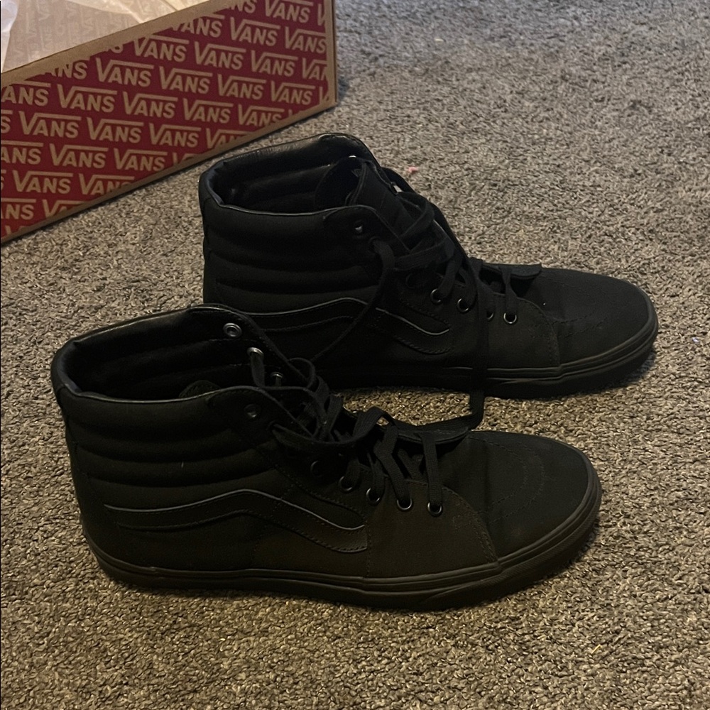Vans Classic Black skate High-Tops - Picture 2 of 5